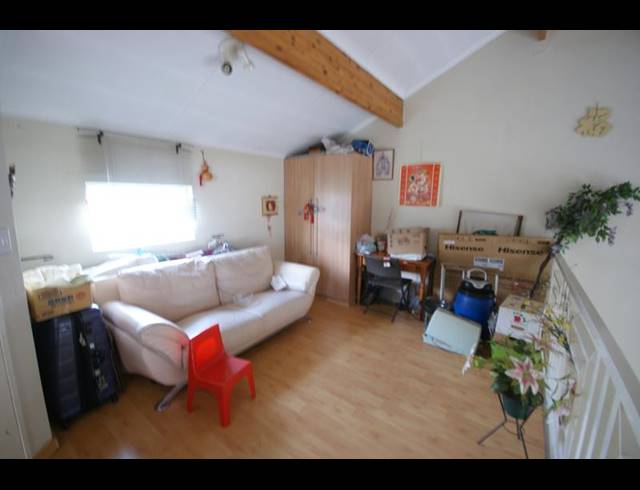 2 BEDROOM APARTMENT FOR SALE IN KENSINGTON